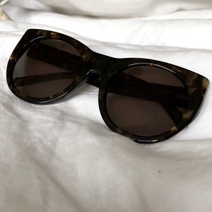 RAEN Durante Sunglasses in Tortoise